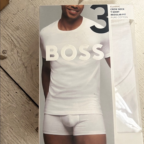 Hugo Boss Men's Pure Cotton White T-Shirt 3 Pack New - Picture 5 of 5